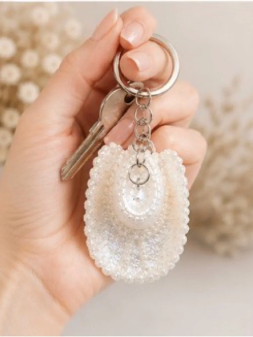 White Cowboy Hat Keychain - Women Accessories - Picture 4 of 7